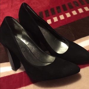 Black Bcbg heels